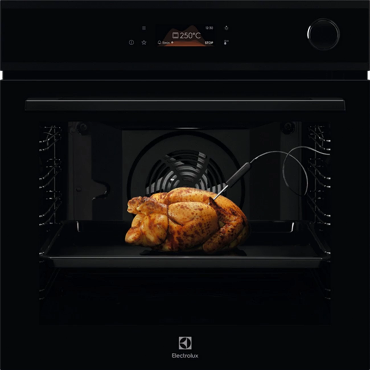 Iebūvējamā cepeškrāsns Electrolux EOC8P39H, pirolītiskā tīrīšana