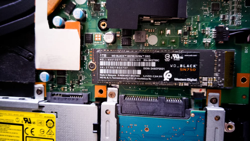 M.2 NVMe SSD disks ievietots datora slotā