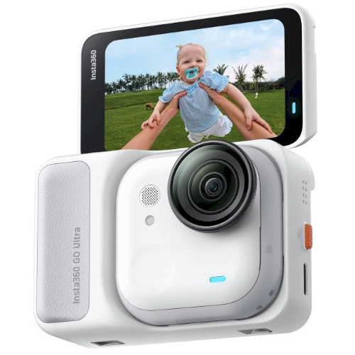 Insta360 GO Ultra Creator Bundle Action