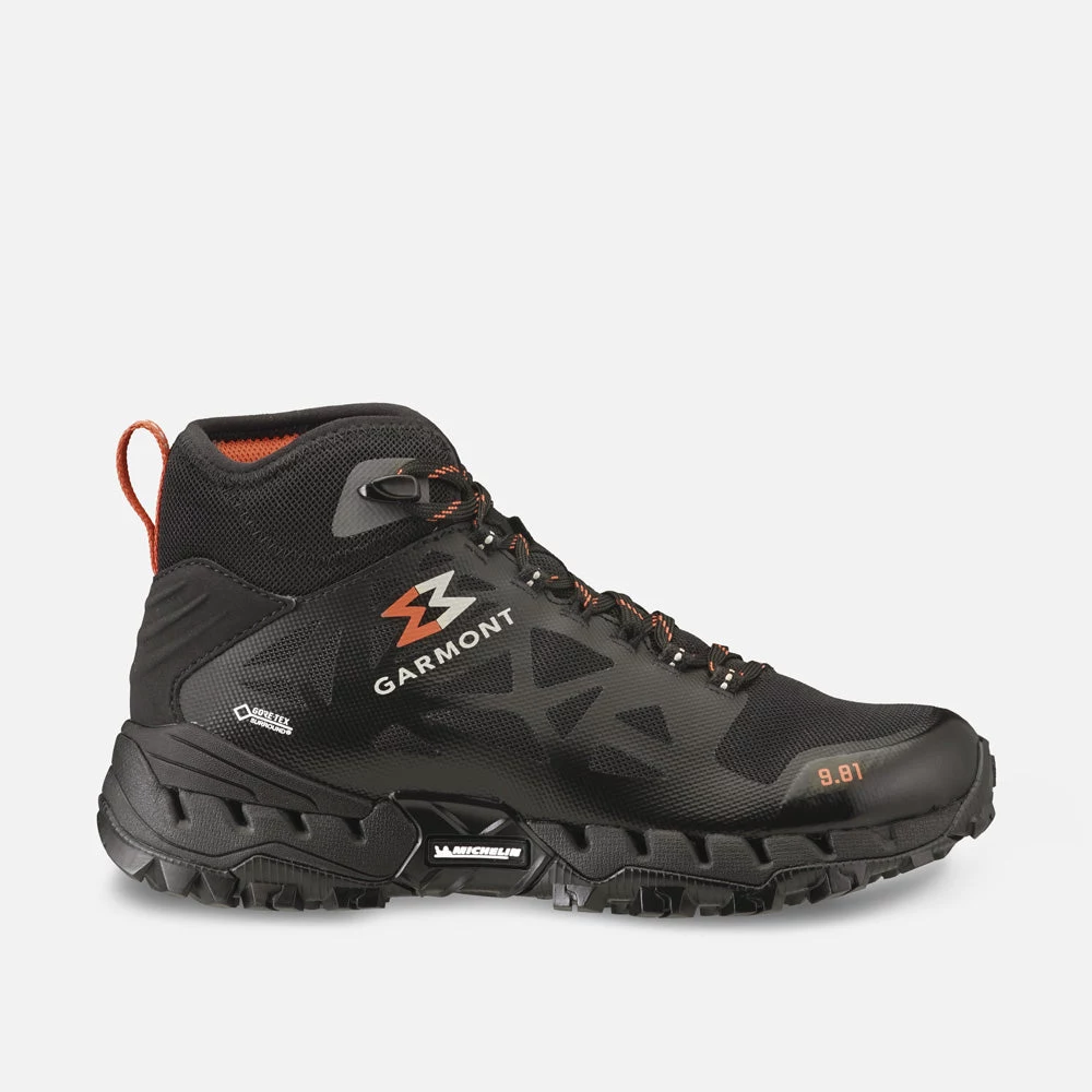 Sieviešu pārgājienu apavi Garmont Black/Red
