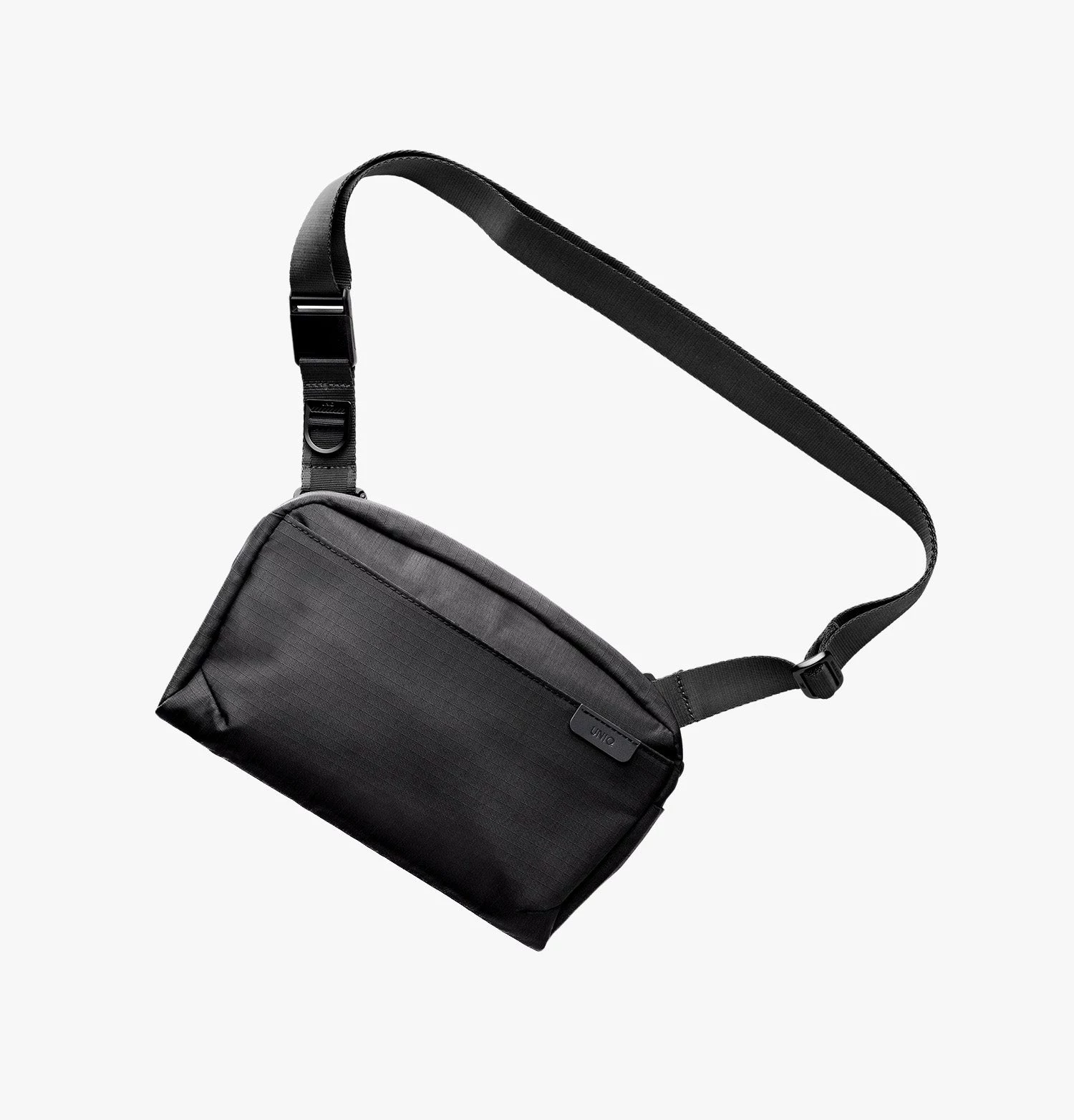 UNIQ Arden Sling 2L Black