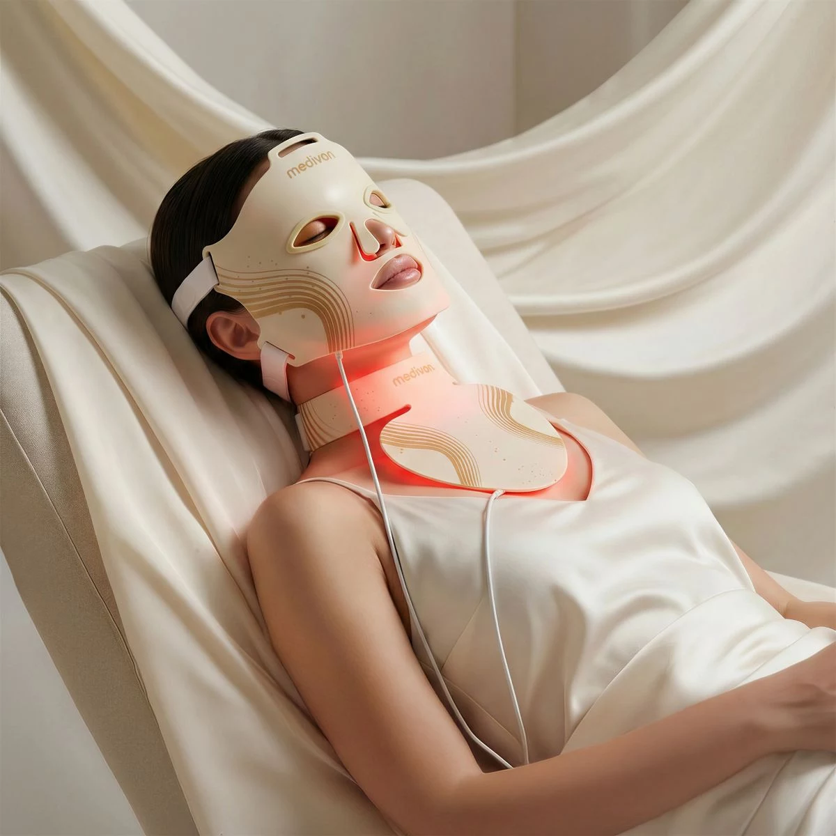 Medivon LED Light Facial Mask Lumi