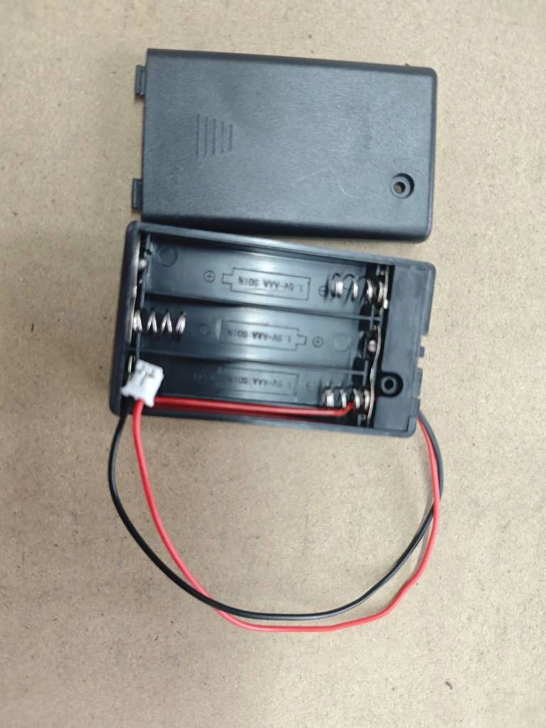 ALLNET 4duino 3x AAA bateriju turētājs