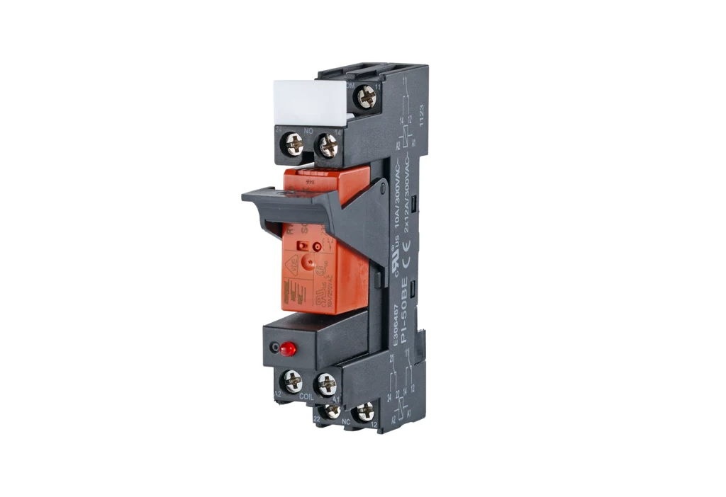 METZ CONNECT RM 21/21 230VAC saskarnes