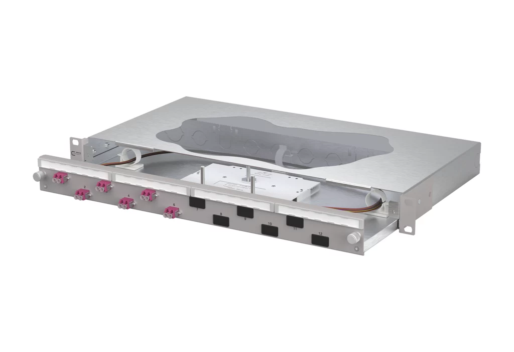METZ CONNECT 6 portu LC-Duplex OM4