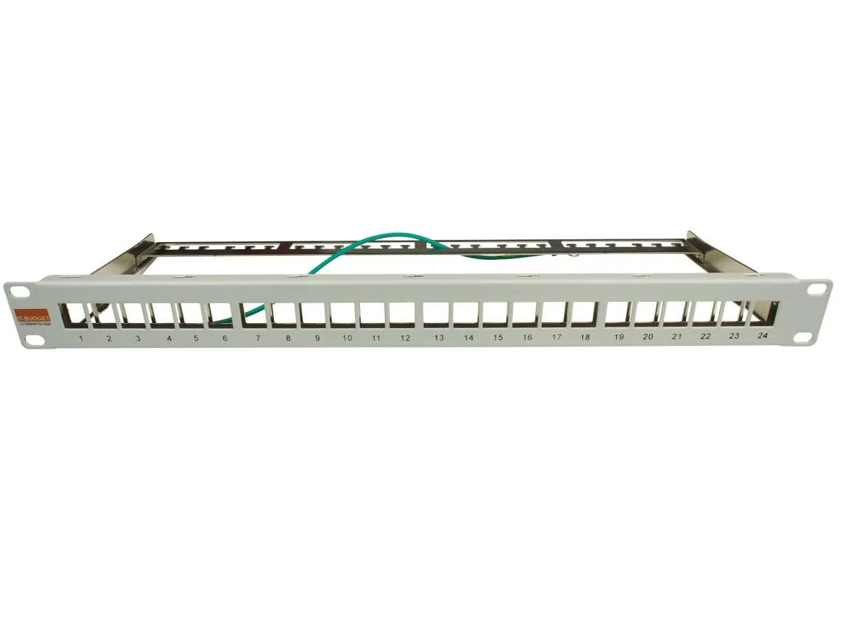 IT-BUDGET 19 inch 24 portu Keystone