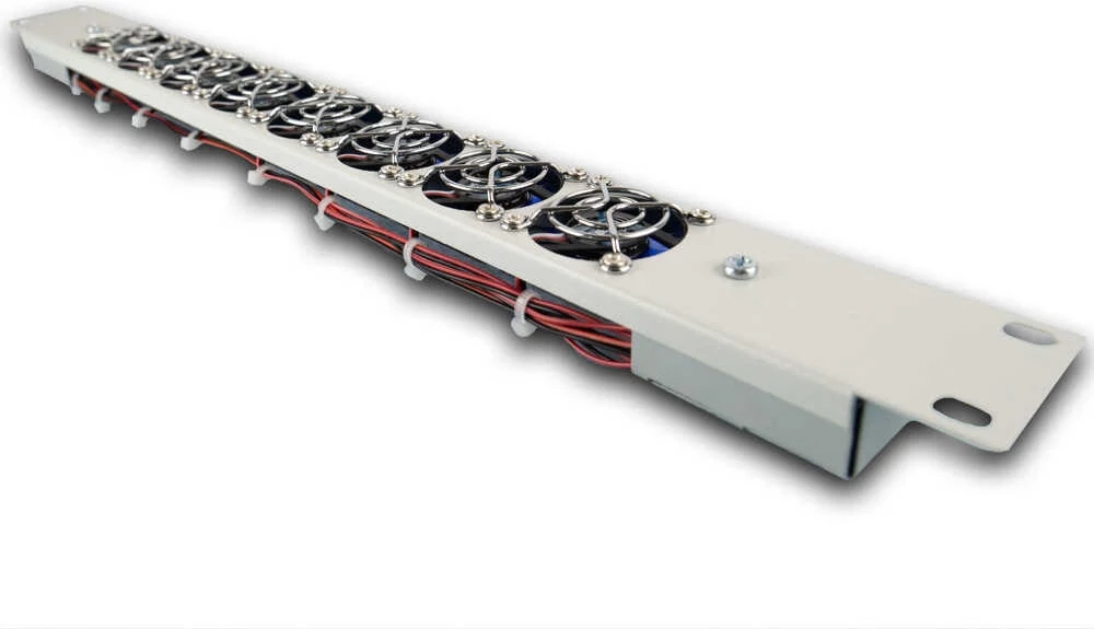 SILENCE RACK 19 collu klusā ventilācijas