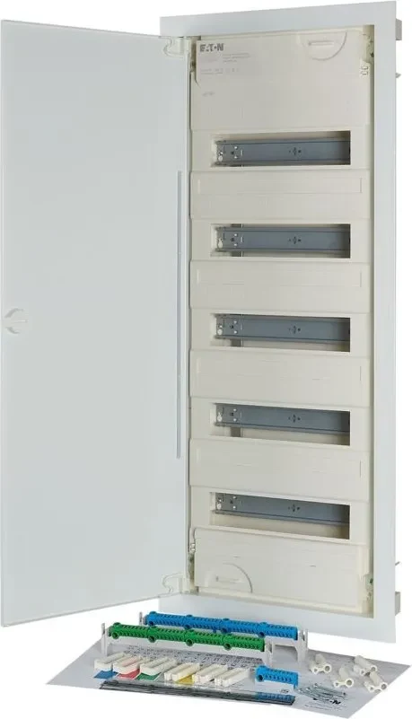 Eaton sadales skapis iekšsienas montāžai 5