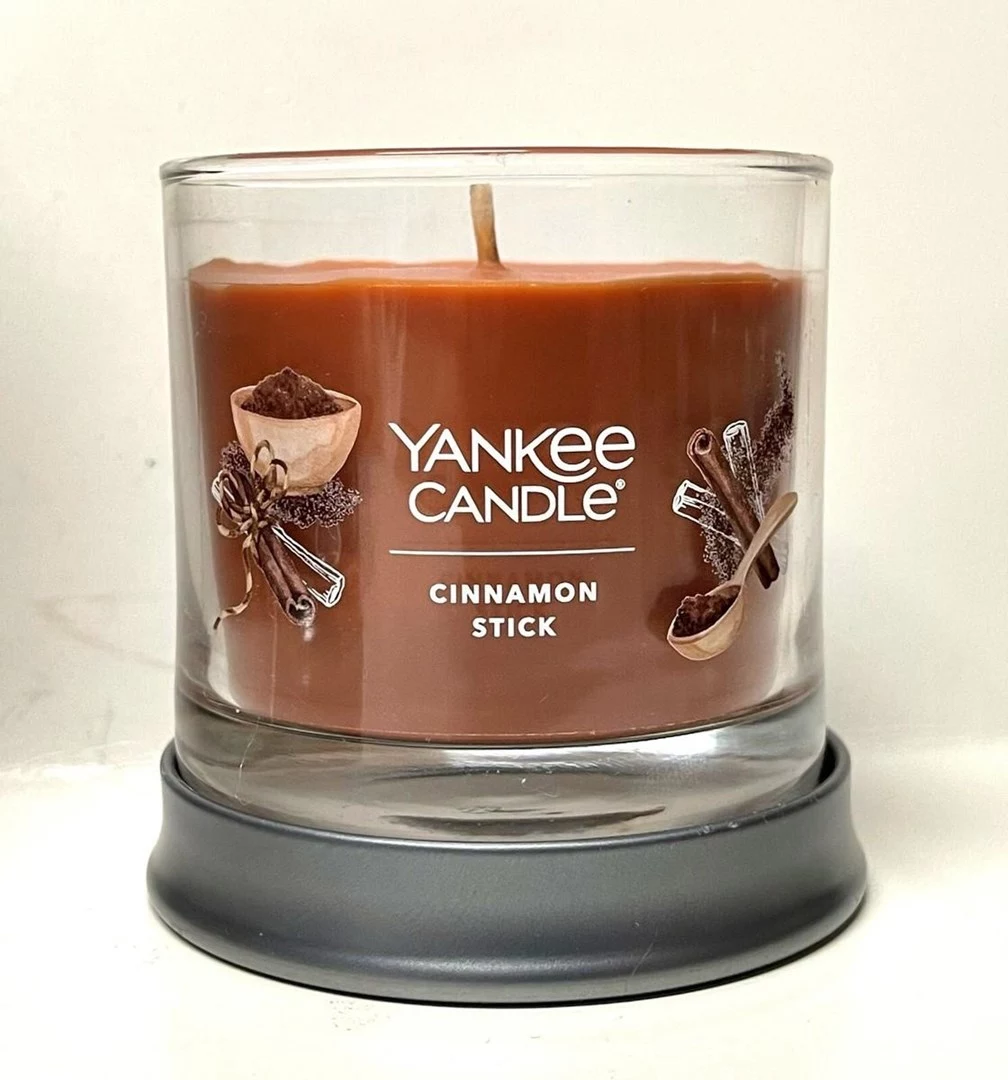 Yankee Candle Cinnamon Stick svece glāzē