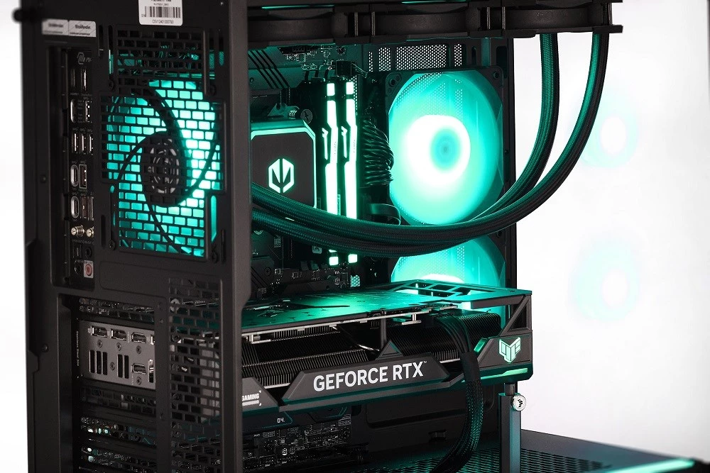 ACTINA PC AMD Ryzen 9 900X
