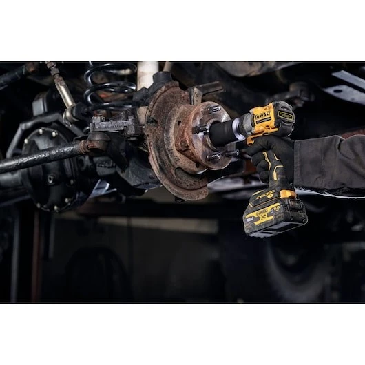 DEWALT 1/2 inch 18V 406Nm 2x5