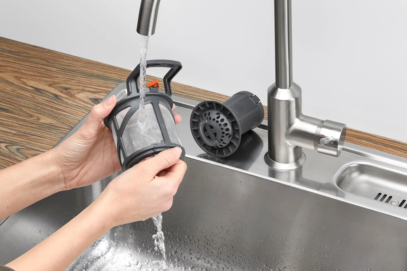 Electrolux KEGB9405L pilnībā integrējamā trauku mazgājamā