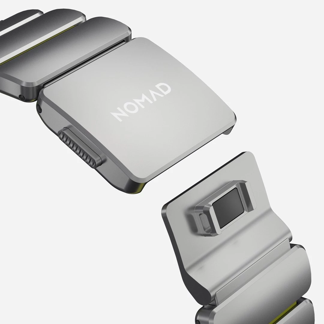 NOMAD Stratos Band - Titanium Bracelet