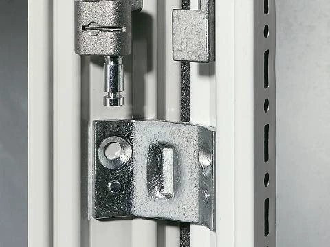 Rittal leņķa kronšteins TS 8 skapjiem